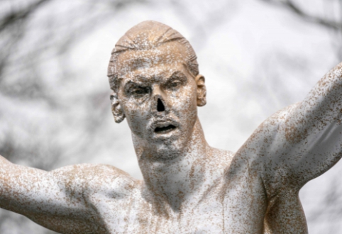 Triumfuojantys "Malmo" sirgaliai: Z. Ibrahimovičiaus statulai atėjo galas