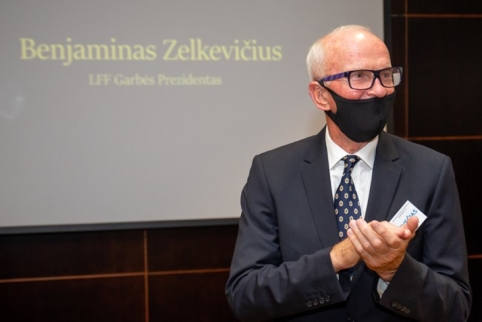 B. Zelkevičiui neeilinis įvertinimas – suteiktas LFF Garbės Prezidento vardas