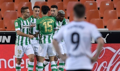 „Real Betis“ palaužė „Valencia“, „Atletico“ ir „Villarreal“ išsiskyrė taikiai