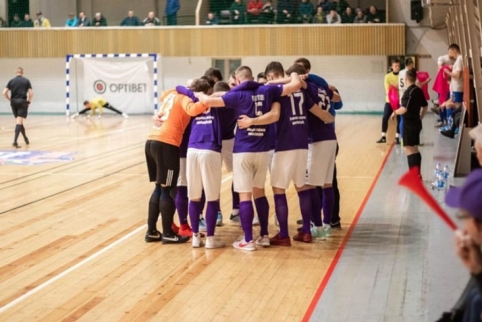 Čempionai ir vicečempionai Futsal A lygos sezoną pradėjo sunkiomis pergalėmis