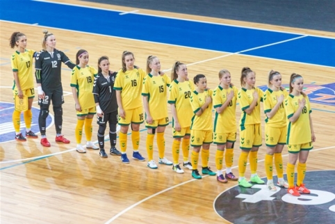 Moterų futsal rinktinė turnyrą pradėjo beviltišku pralaimėjimu