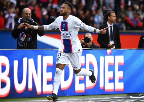 Neymaro įvartis atnešė PSG ekipai pergalę prieš „Brest“ vienuolikę