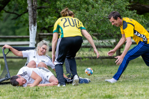 Šeimų futbolo šventė keliauja po Lietuvos istorinių asmenybių gimtines