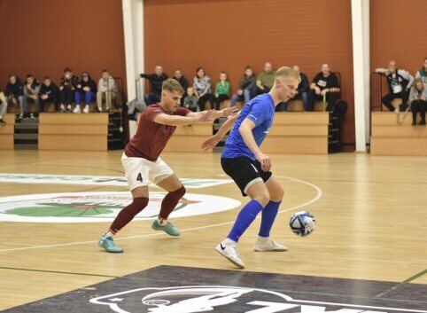 TOPsport futsal A lygoje – triuškinamos favoritų pergalės