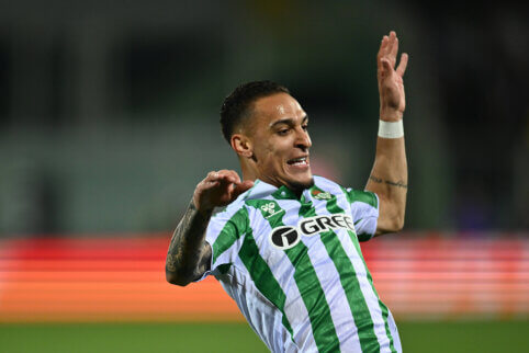 Dar vienas Antony šou atvedė „Real Betis“ į dramatišką pergalę Konferencijų lygos pusfinalyje