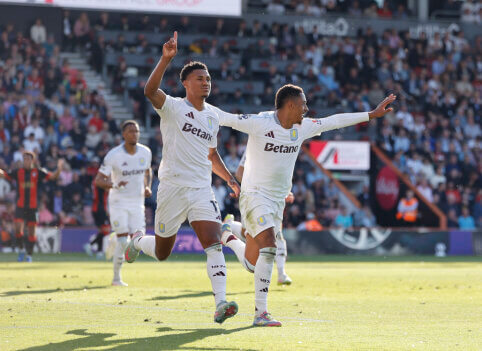 „Aston Villa“ iškovojo svarbią pergalę kovoje dėl vietos Čempionų lygoje