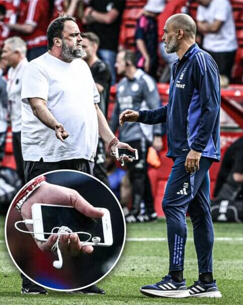„Nottingham Forest“ savininkas dar naudoja „iPhone 7“ telefoną