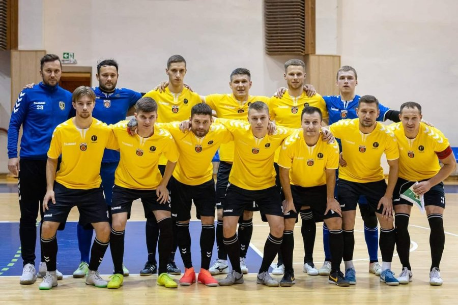 Futsal League A – på startstreken: alumnene
