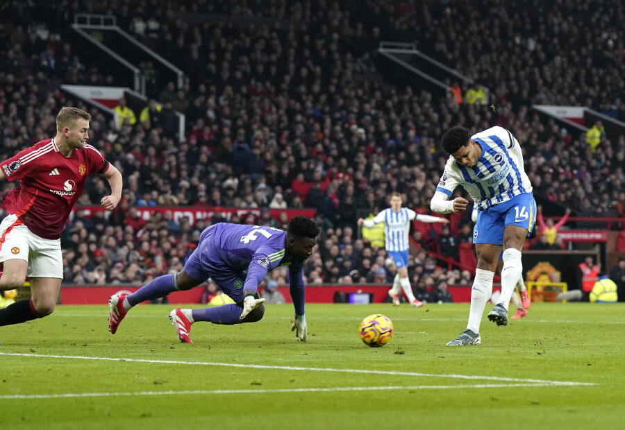 „Brighton“ užtikrintai susitvarkė su „Man Utd“, „Nottingham“ vos neprisižaidė su „Southampton“