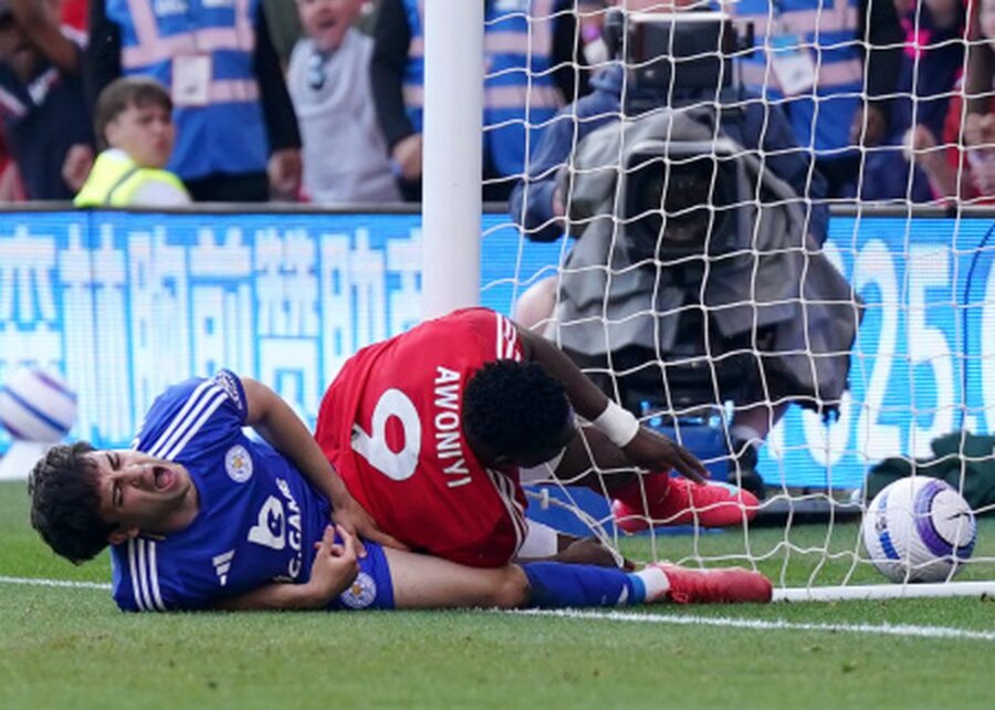 „Nottingham Forest“ puolėjui T. Awoniyi sukelta dirbtinė koma
