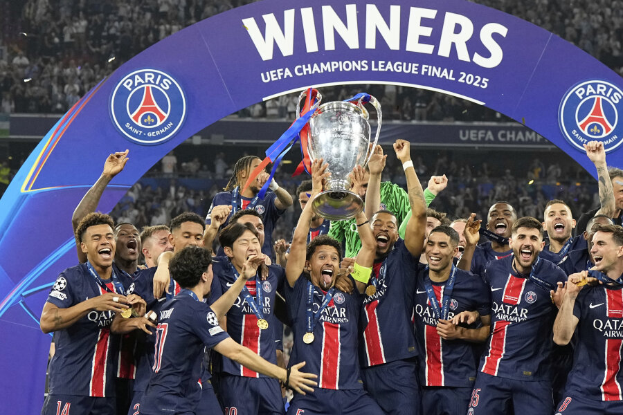 Įvarčių vakarėlį surengusi PSG pirmą sykį triumfavo Čempionų lygoje