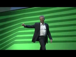 Mourinho apstulbina FIFA 17 pristatymo metu